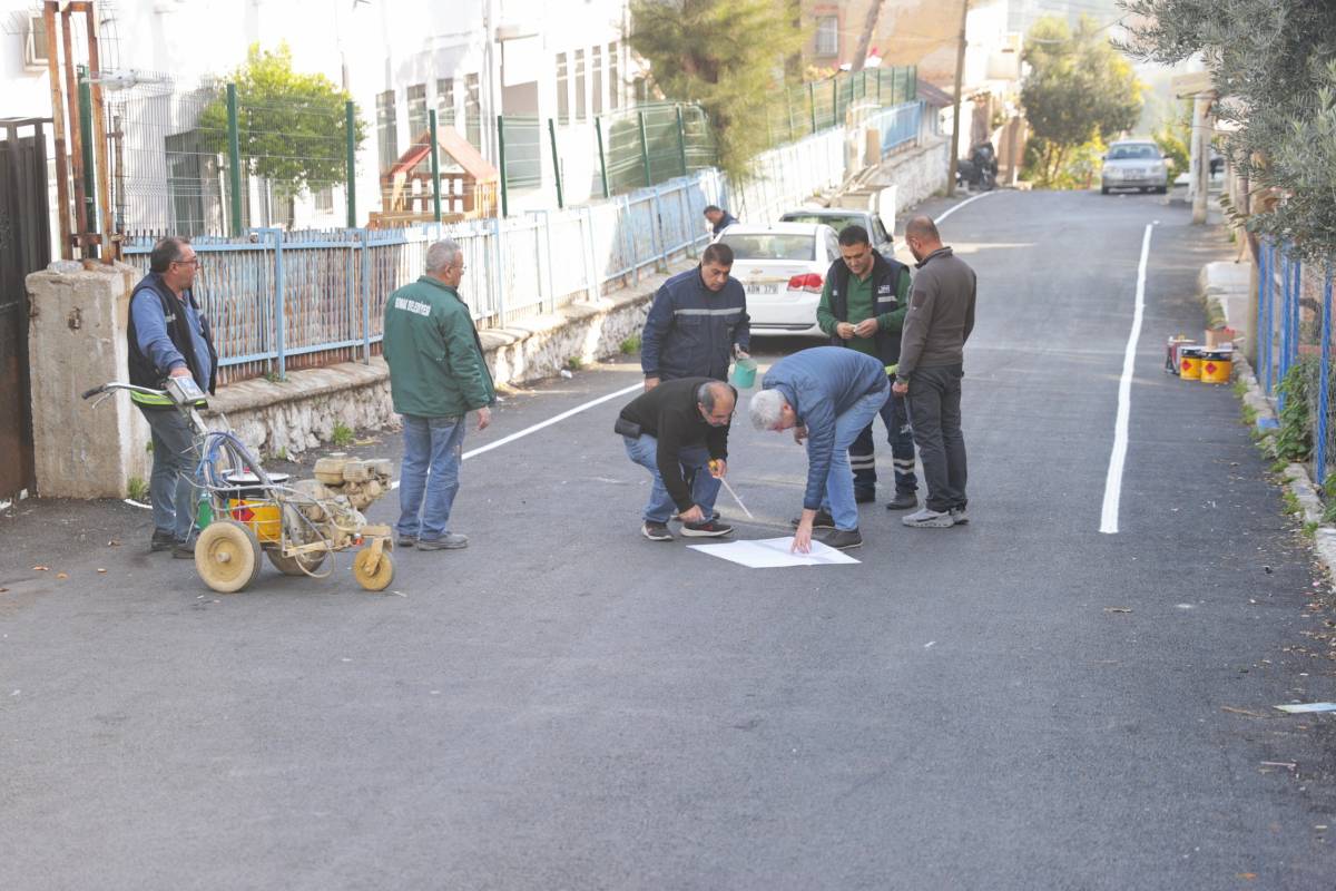 Konak’ta okul yolu renkli, çocuklar mutlu