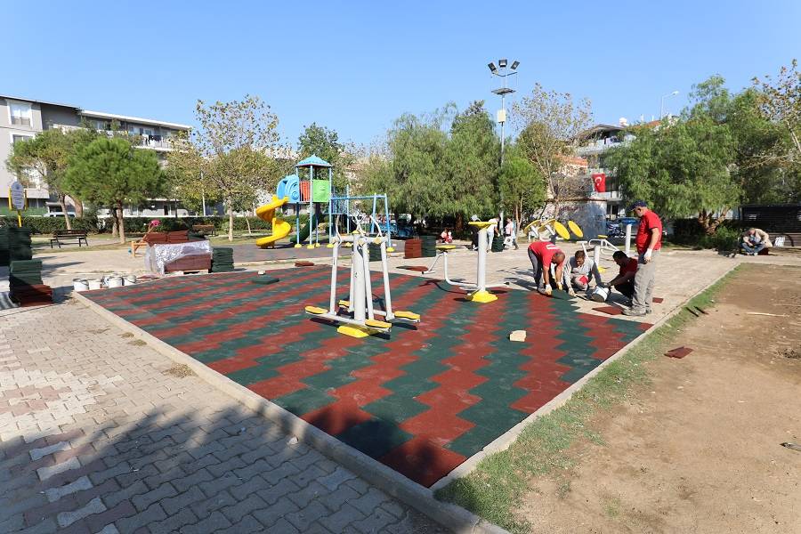 Menderes’te Kauçuk Yenileme Operasyonu