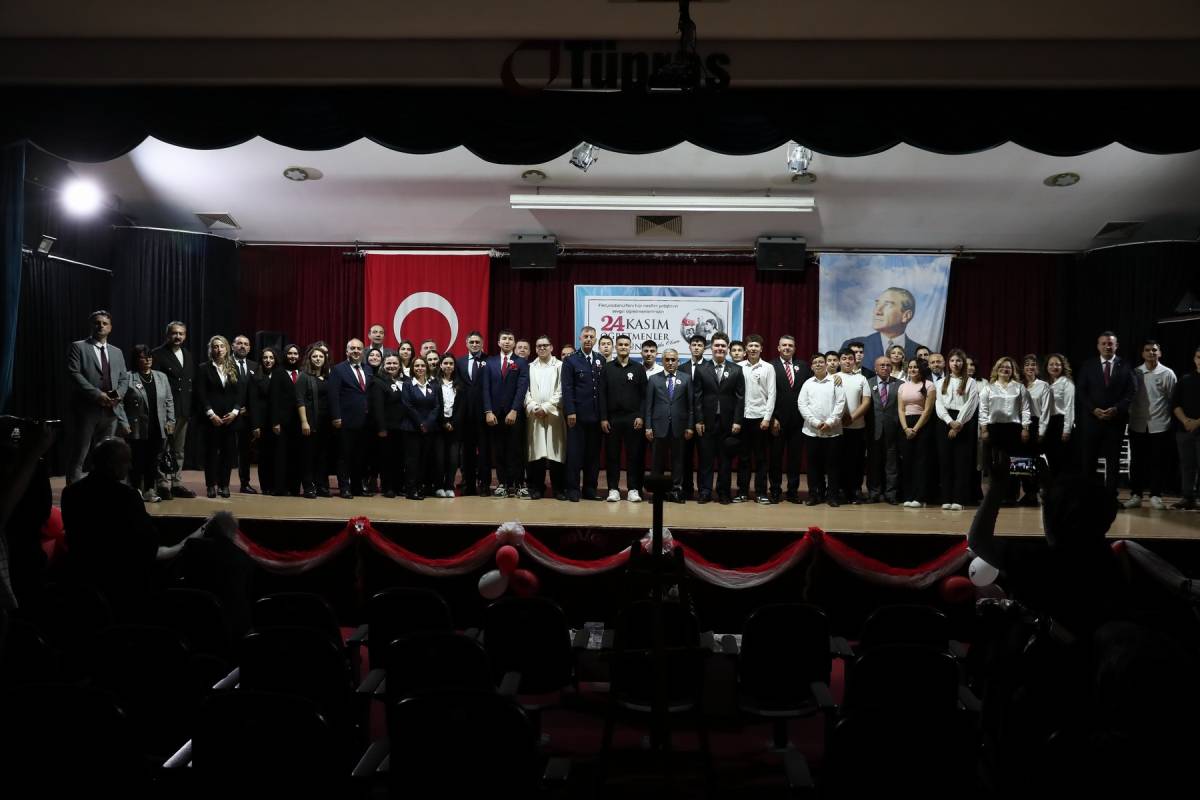 Öğretmenler Günü Aliağa’da Kutlandı