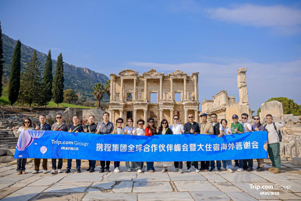 İzmir, Dev Turizm Zirvesine ev sahipliği Yaptı