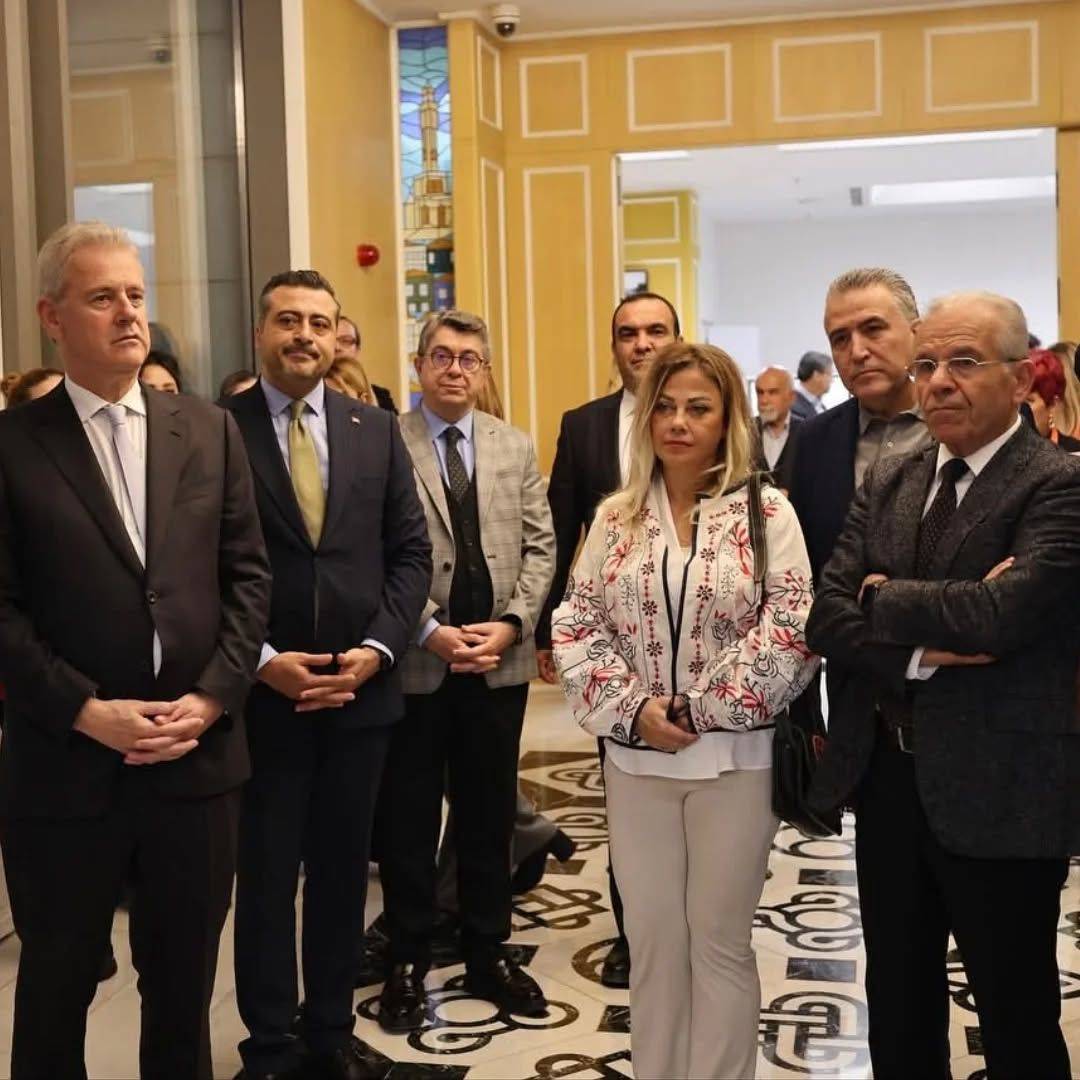 'İletişim yüzyılında kentlerin hikayesi' fotoğraf sergisi açıldı