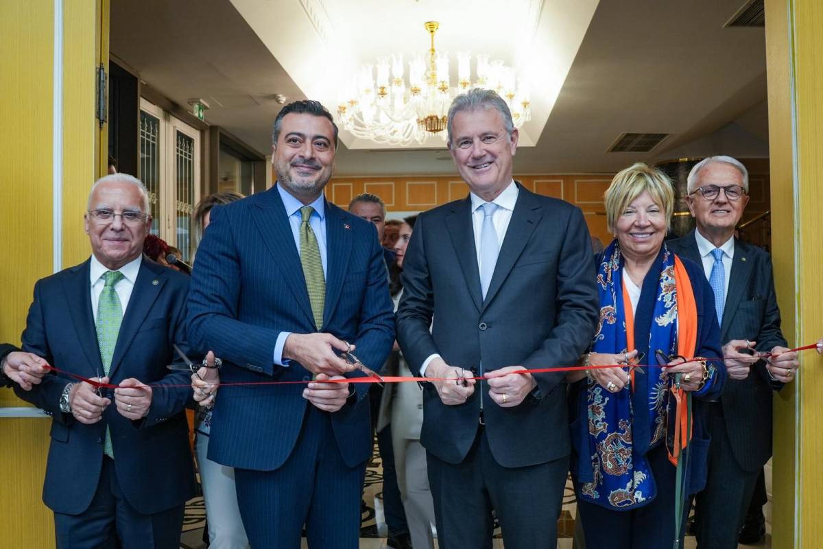 İletişim yüzyılda kentlerin hikayesi sergisi İzmir’de