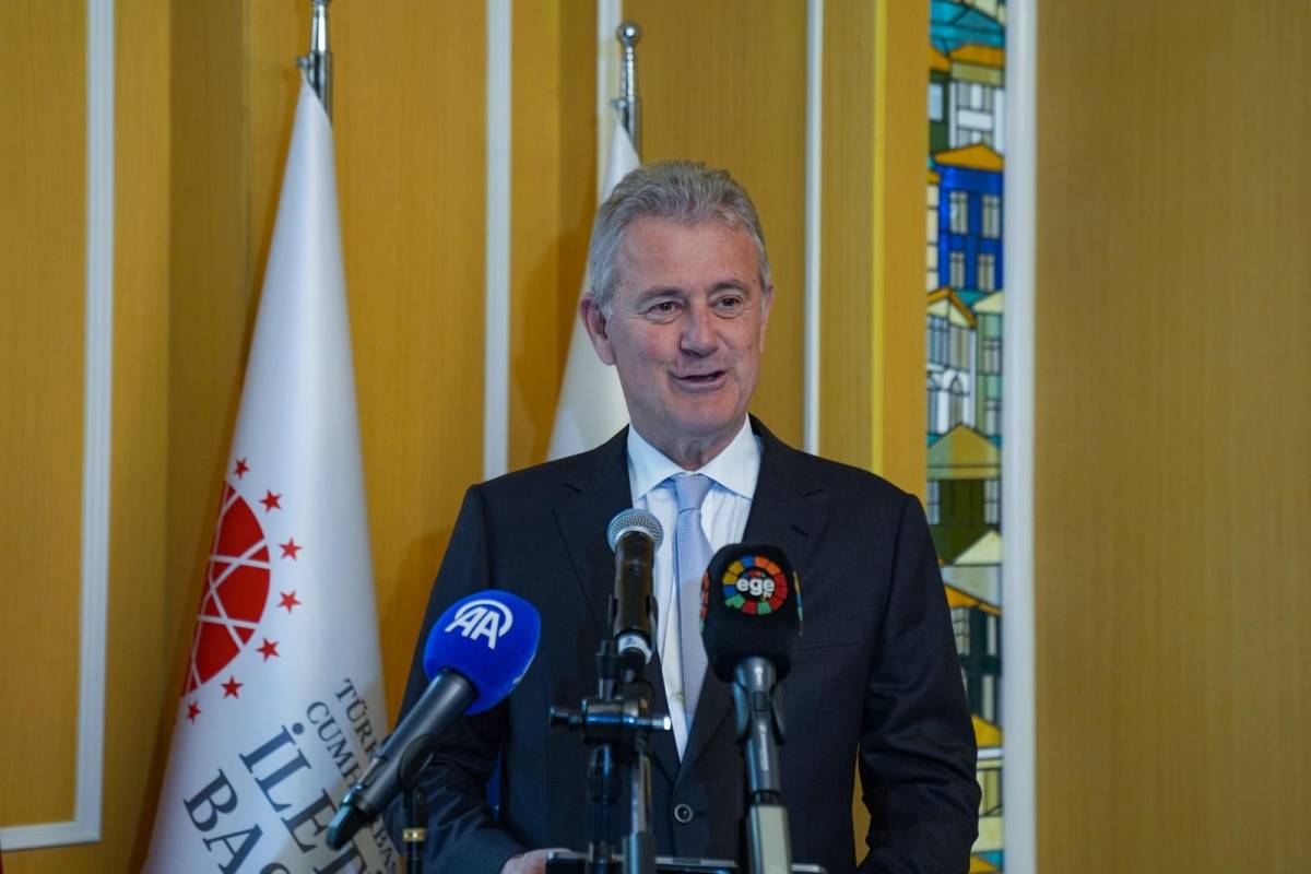 İletişim yüzyılda kentlerin hikayesi sergisi İzmir’de