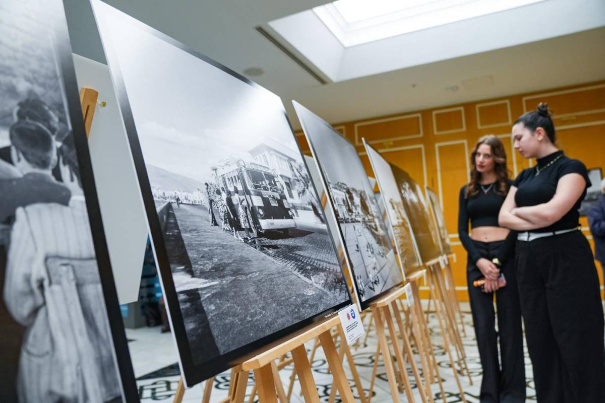İletişim yüzyılda kentlerin hikayesi sergisi İzmir’de