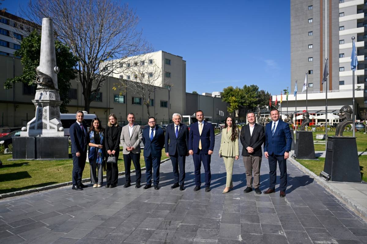 Bornova ve Białystok arasında dostluk köprüleri güçleniyor
