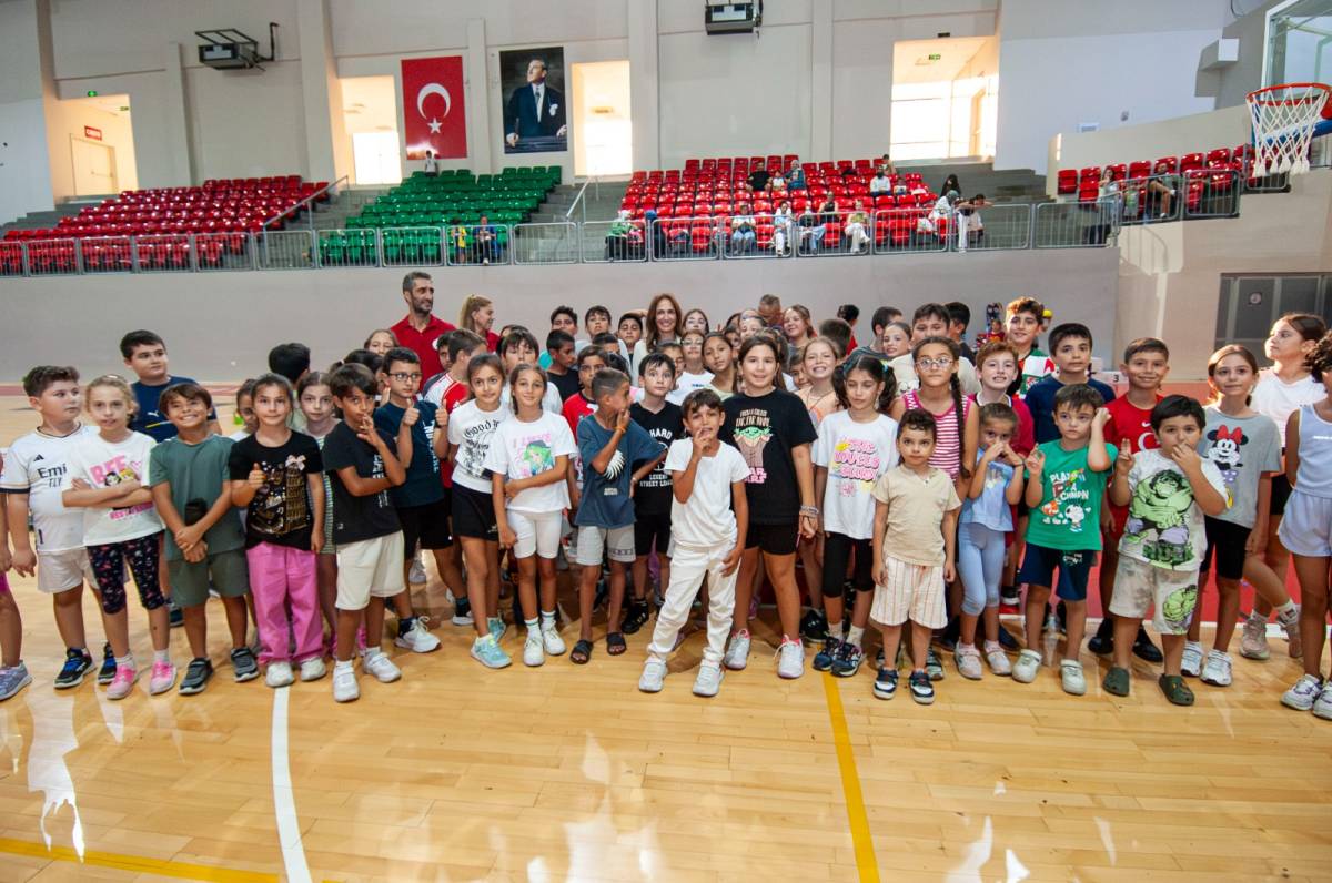 Karşıyaka’da hareketli yıl: 2025’te 18 bin kişi spor yaptı