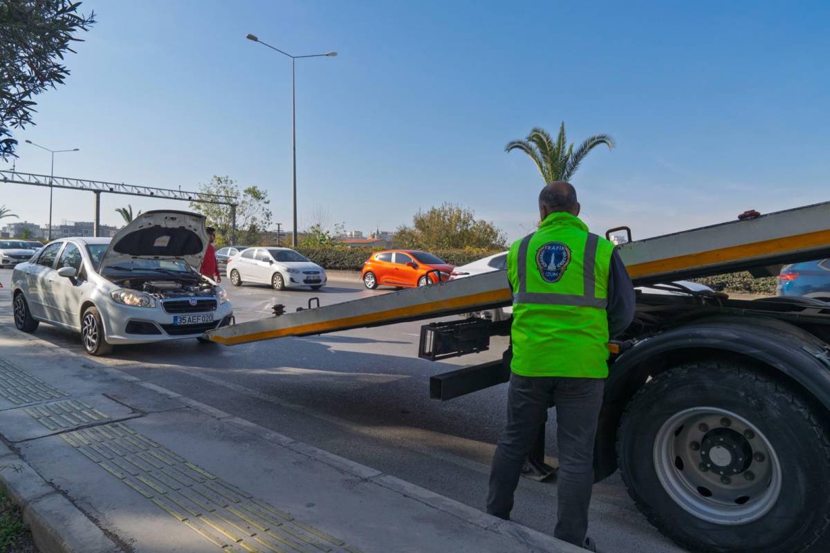 Büyükşehir’den trafiğe anında müdahale