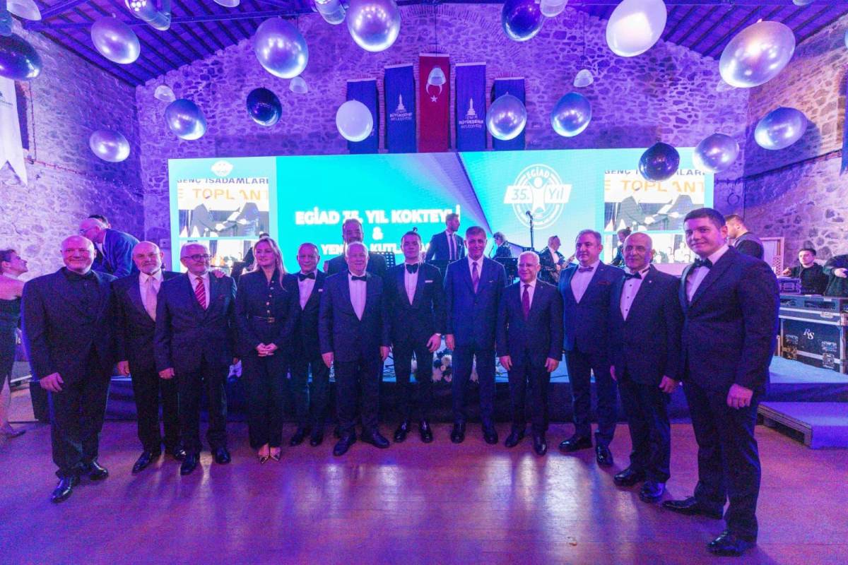 Başkan Tugay'dan İzmir için kenetlenme çağrısı