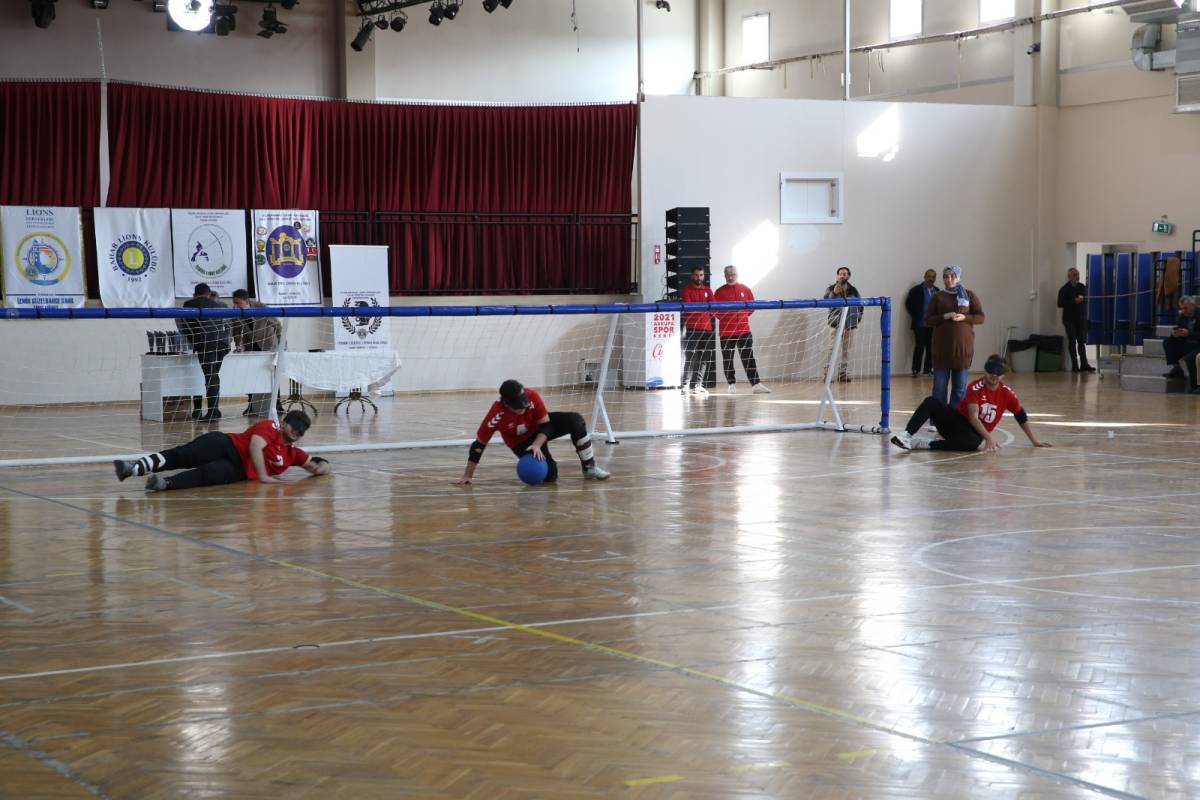 Çiğli’de Engel Tanımayan Spor: Golbol