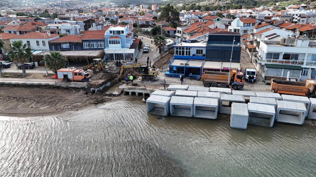 Yeni Foça’da taşkın kabusu bitti