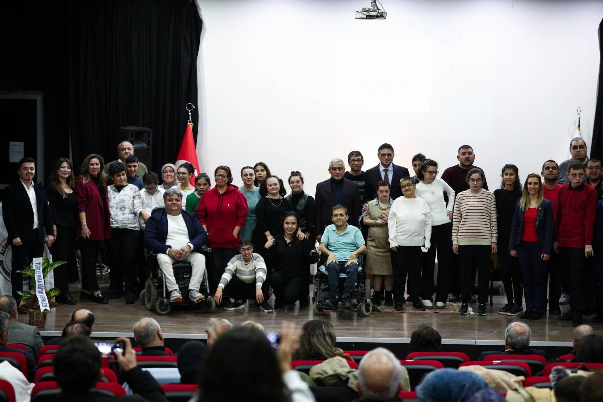 Aliağa’da Kalpleri Birleştiren Kutlama