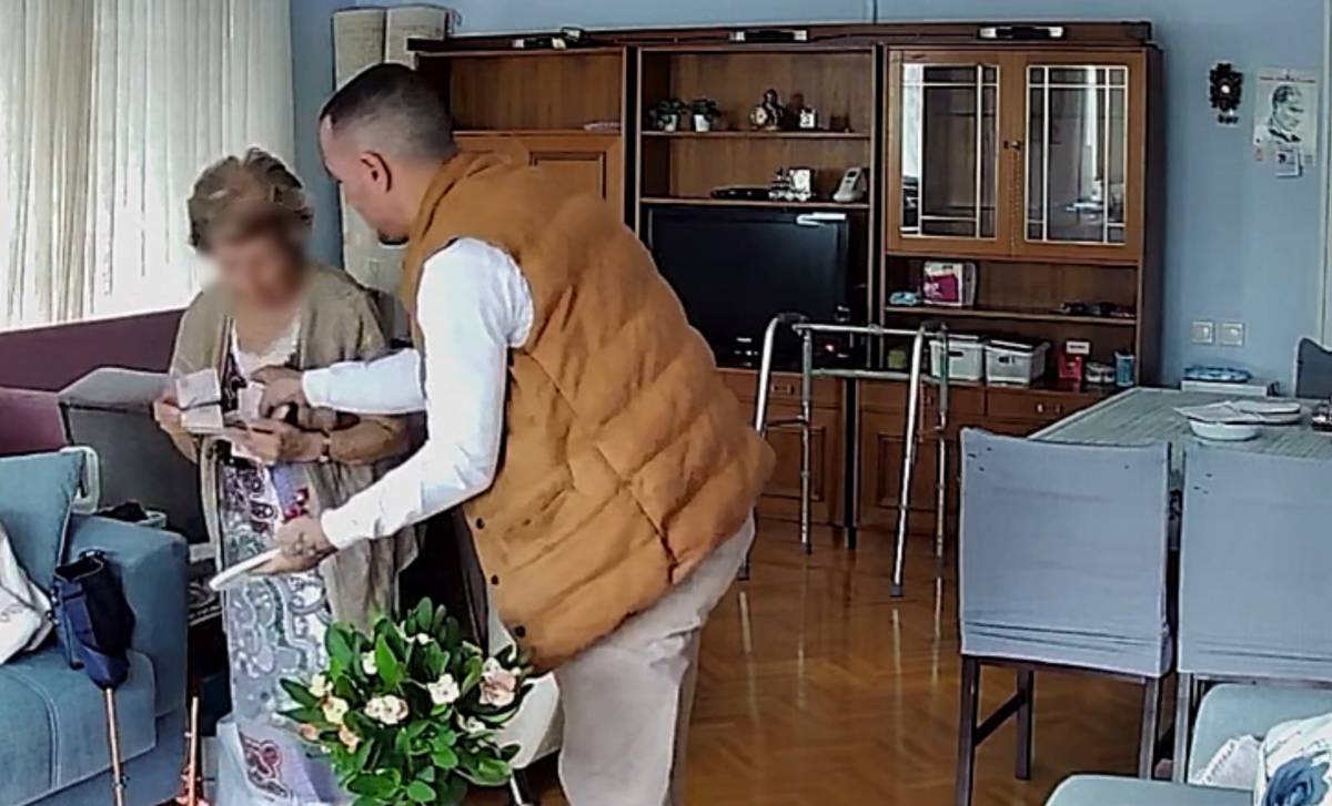 Manda yoğurdu satma bahanesiyle yaşlıları dolandırdı