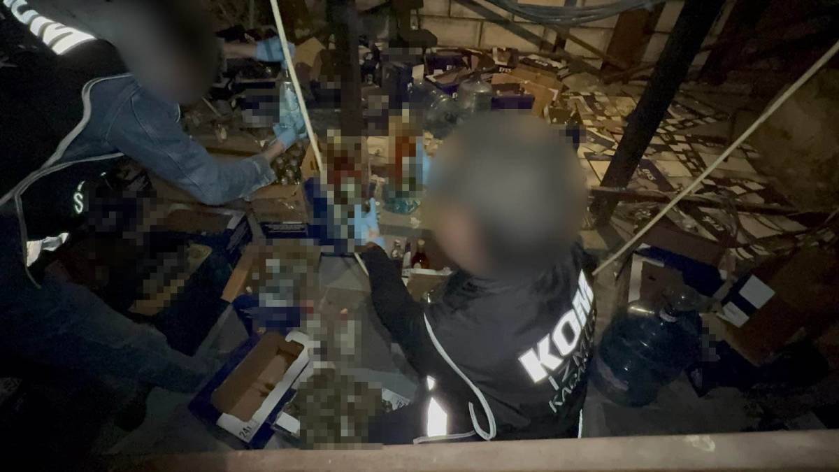 İzmir’de kaçakçılık operasyonu