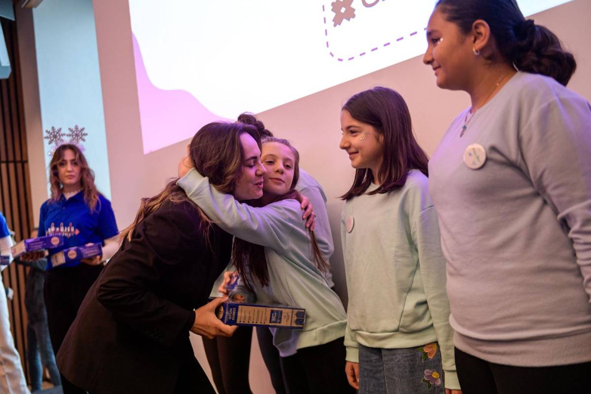 Geleceğin mühendis kızlarından teknolojik yaratıcılık