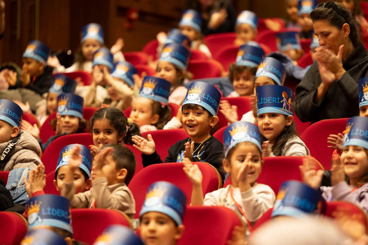 İZSU, yeni yıla miniklerle “Merhaba” dedi