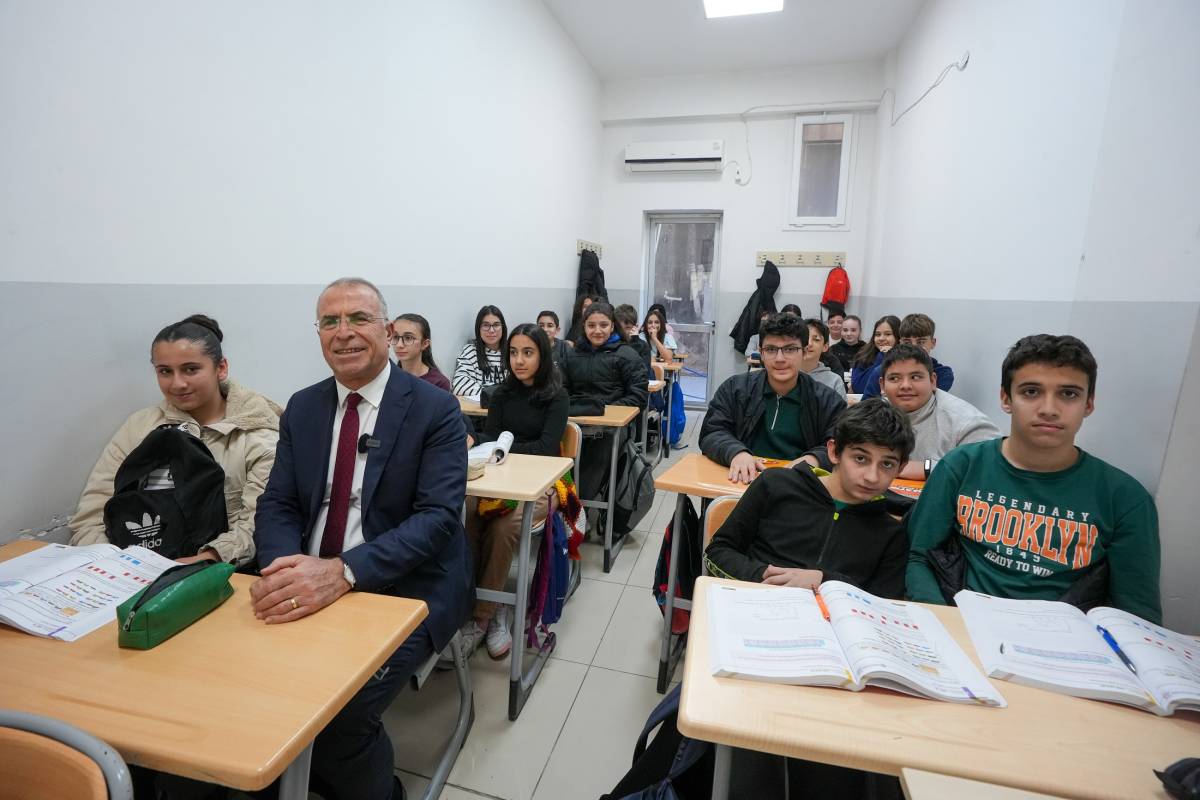 Gaziemir Belediyesi’nden öğrencilere ücretsiz eğitim hizmeti