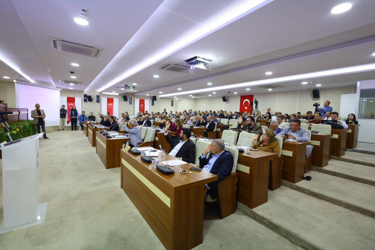 Karabağlar Meclisinde Gündem: Kentsel Dönüşüm