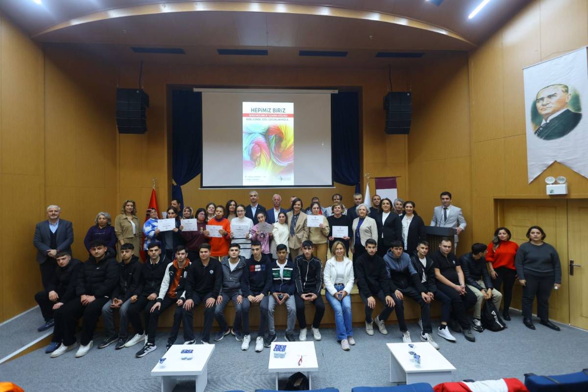 Karabağlar ’da Engeller Tasarımla Aşıldı