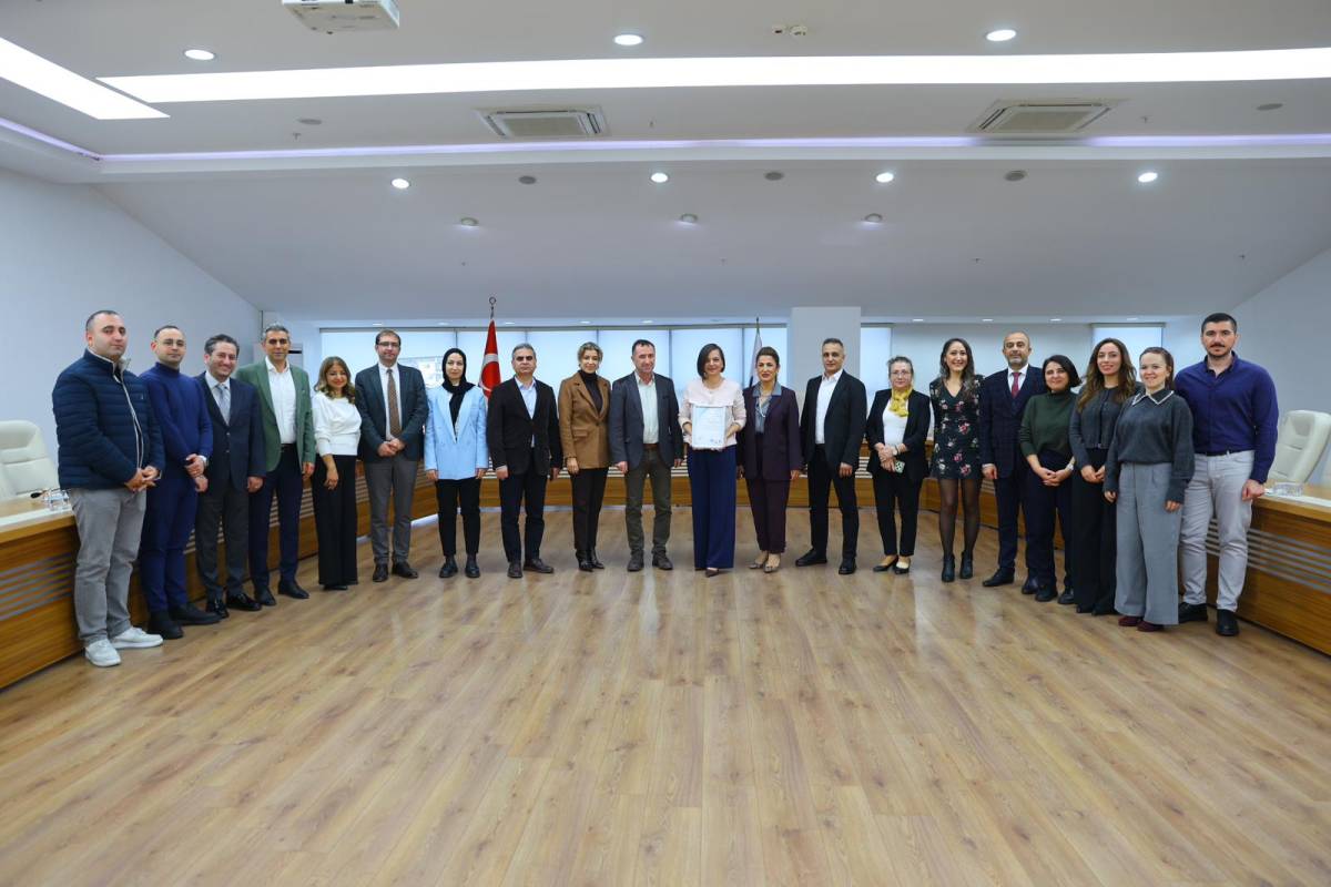 Karabağlar Belediyesi’nden Enerji Yönetiminde Örnek Adım