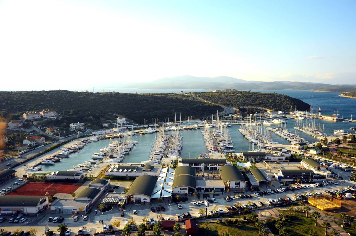 Başkan Yetişkin’den Teos Yat Limanı projesine sert tepki