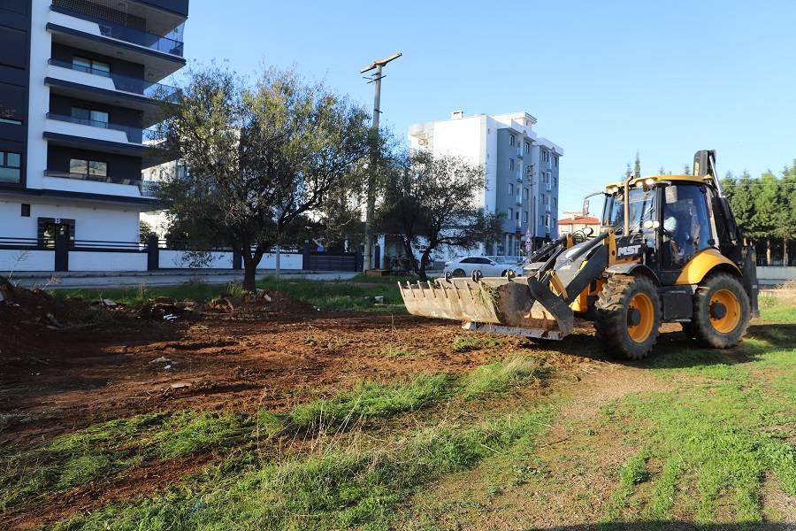 Menderes Belediyesi’nden Yeni Park ve Otopark
