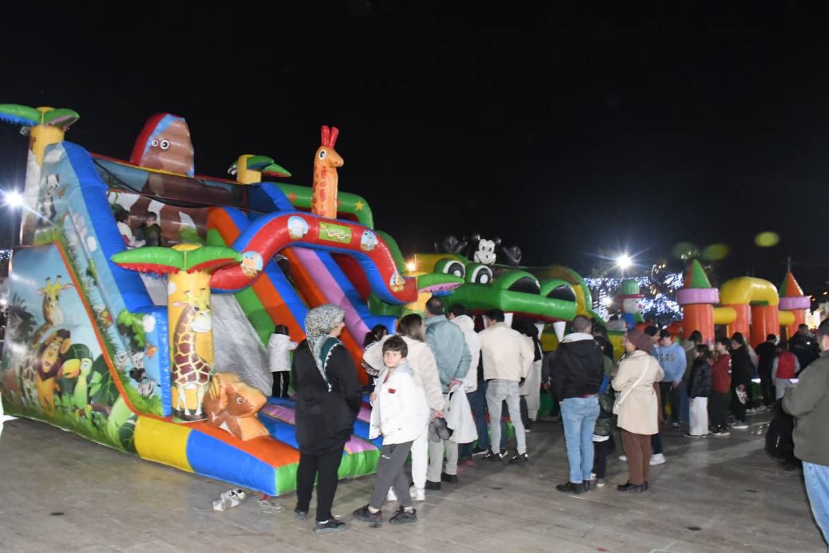 Torbalı'da yeni yıl şenliği coşkusu başladı