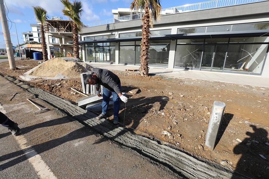 Menderes Belediyesi’nden Kaldırım Çalışması