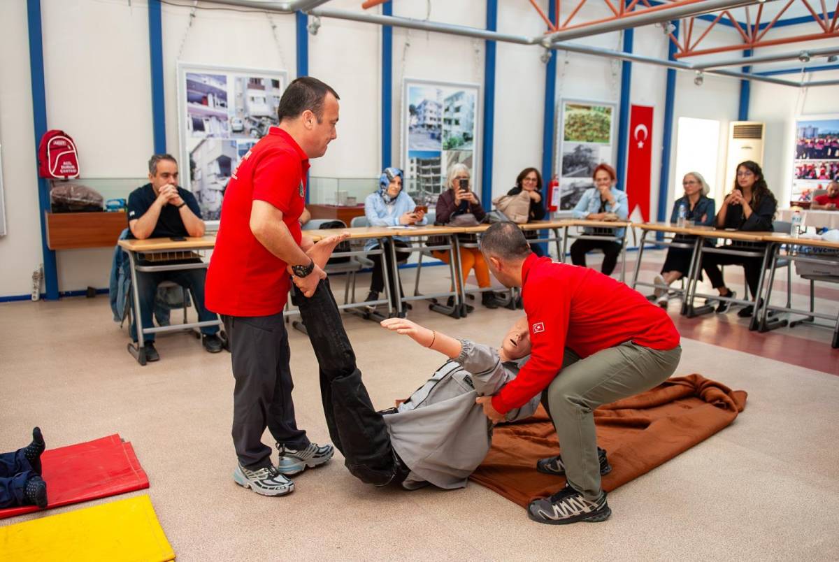 Karşıyaka’da ‘dirençli kent’ hamlesi