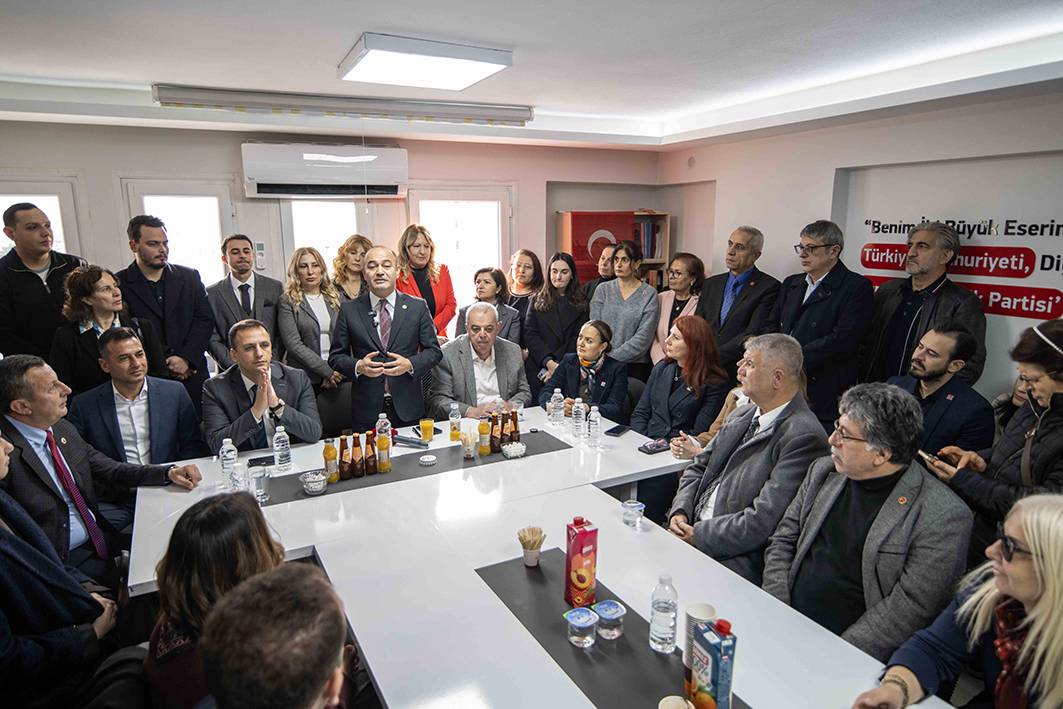 CHP Genel Başkan Yardımcısı Karabat’tan Bornova’ya tam not: