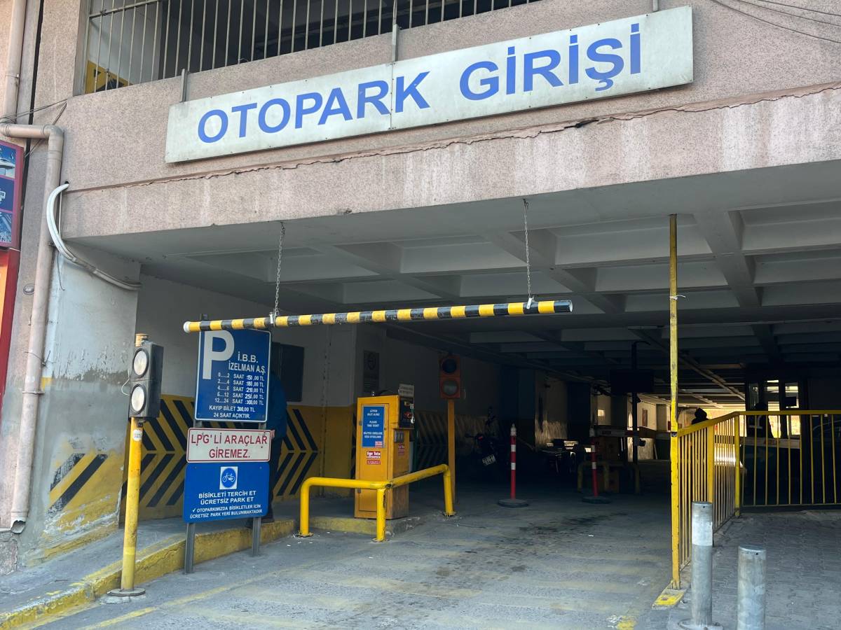 İzmir Büyükşehir'den otopark ücretlerine rekor artış