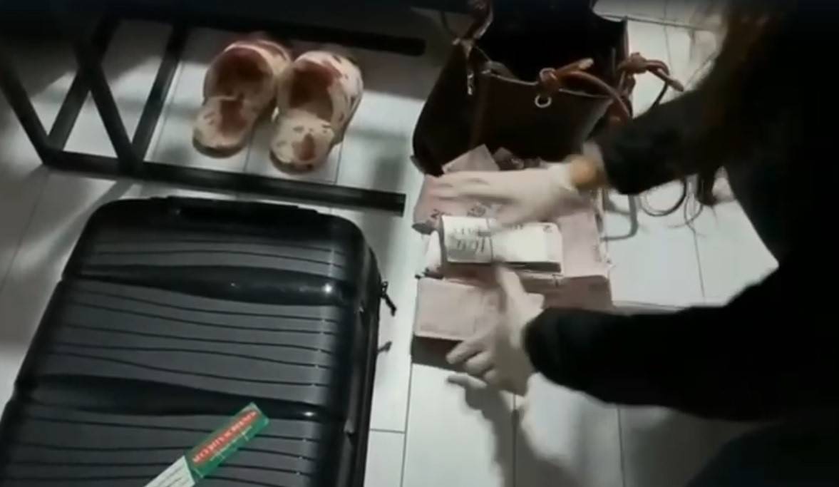 İzmir’de 'insan ticareti' operasyonu