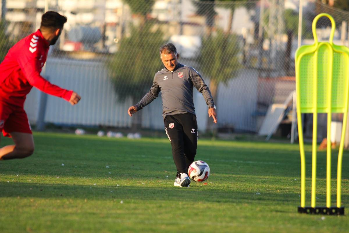 Burhanettin Basatemür: 