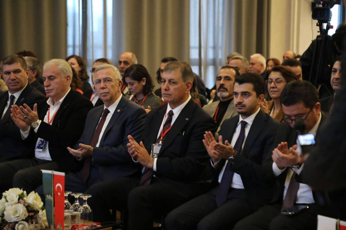 Başkan Tugay’dan afet yönetimi mesajı