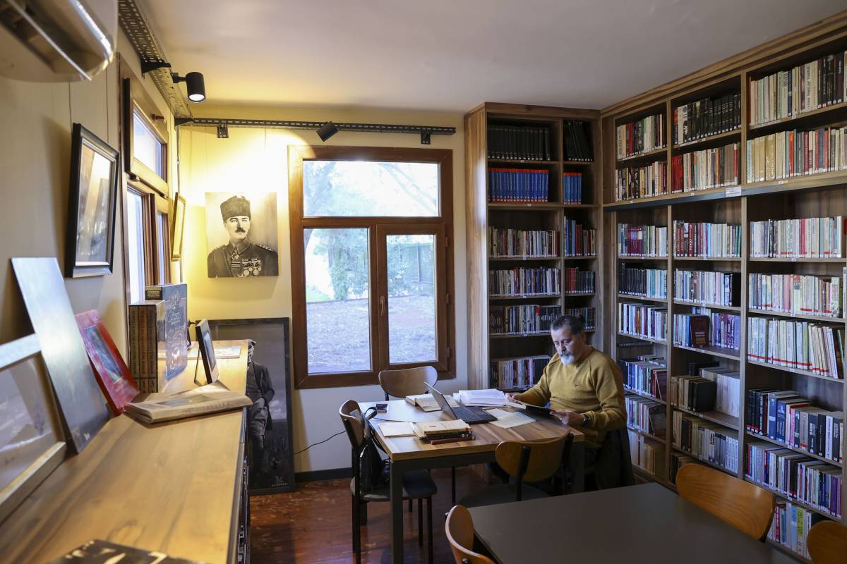 Cumhuriyet Kütüphanesi araştırmacıların uğrak noktası oldu