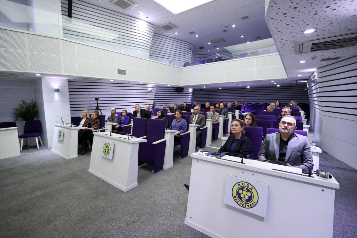 Buca’da kent yönetimi dijitalleşiyor
