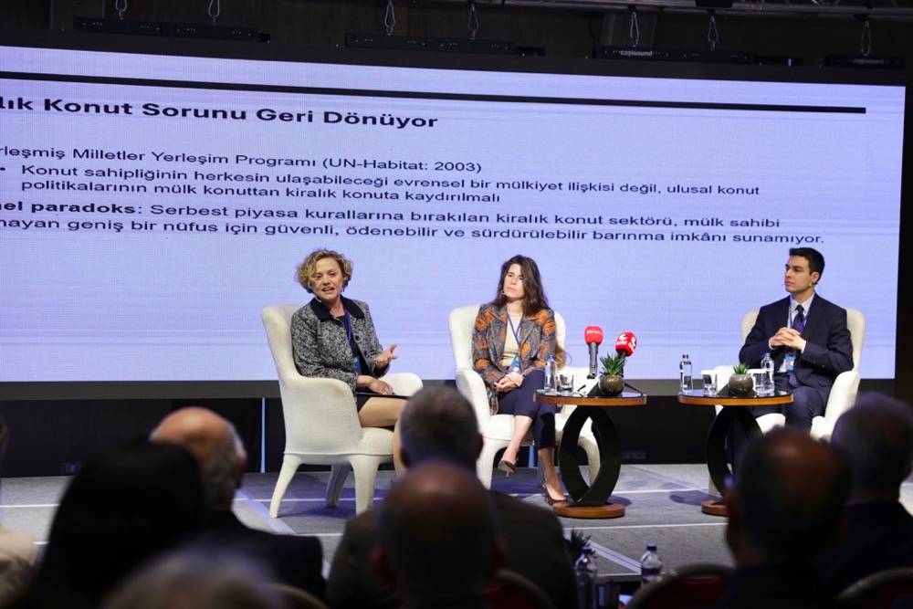 Çeşme’de tarihi adım