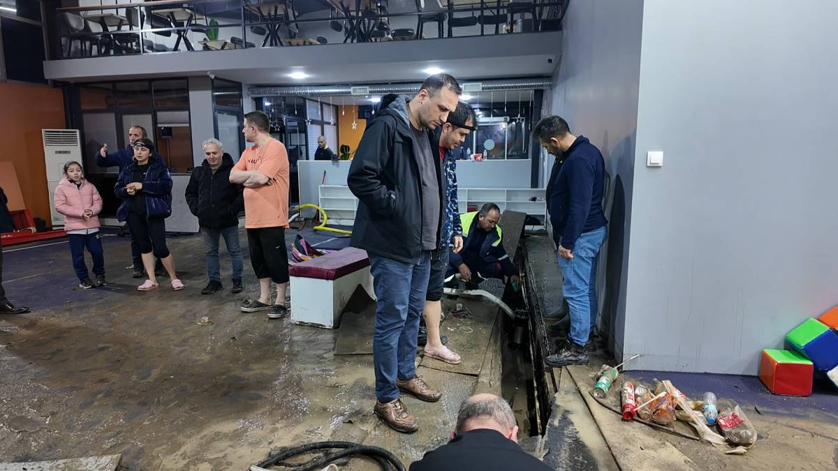 Bornova’da sel alarmı