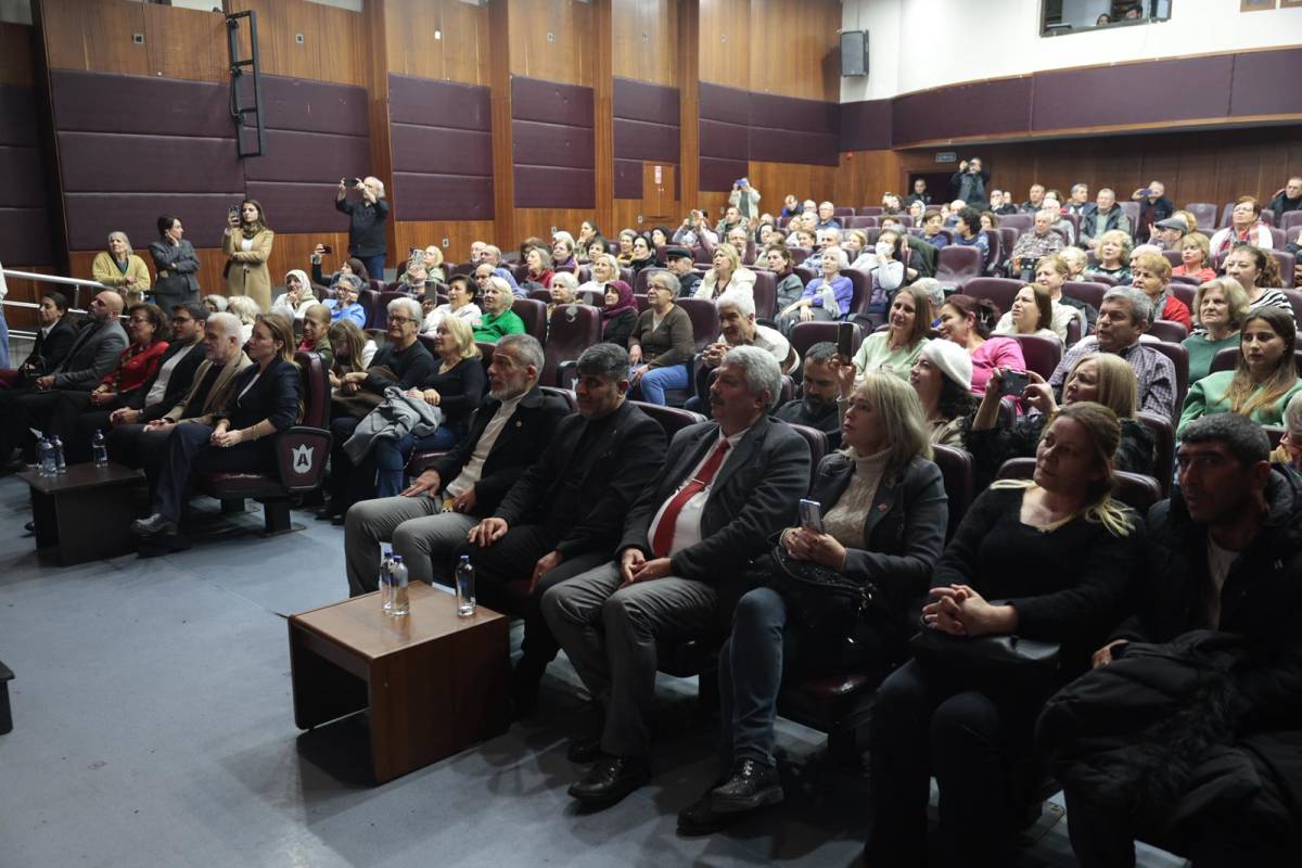 Uğur Mumcu Konak’ta anıldı