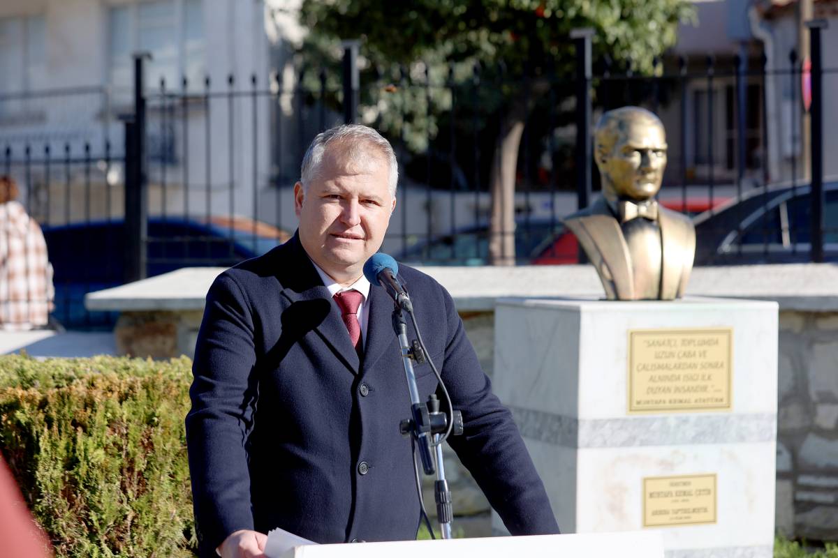Yaşlanmaz şair çocuk Necati Cumalı 105 yaşında