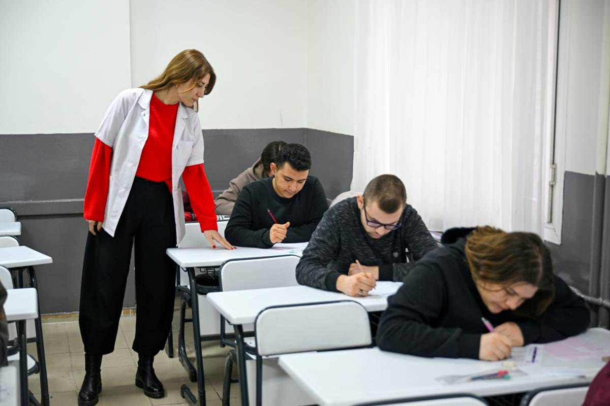 BELGEM’de deneme sınavı heyecanı