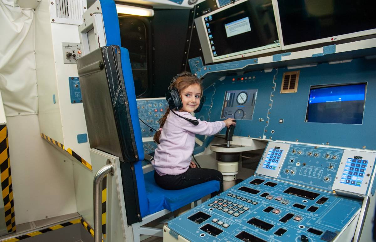 Karşıyakalı anaokulu öğrencileri Uzay Kampı’nda