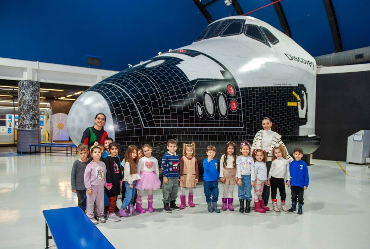 Karşıyakalı anaokulu öğrencileri Uzay Kampı’nda