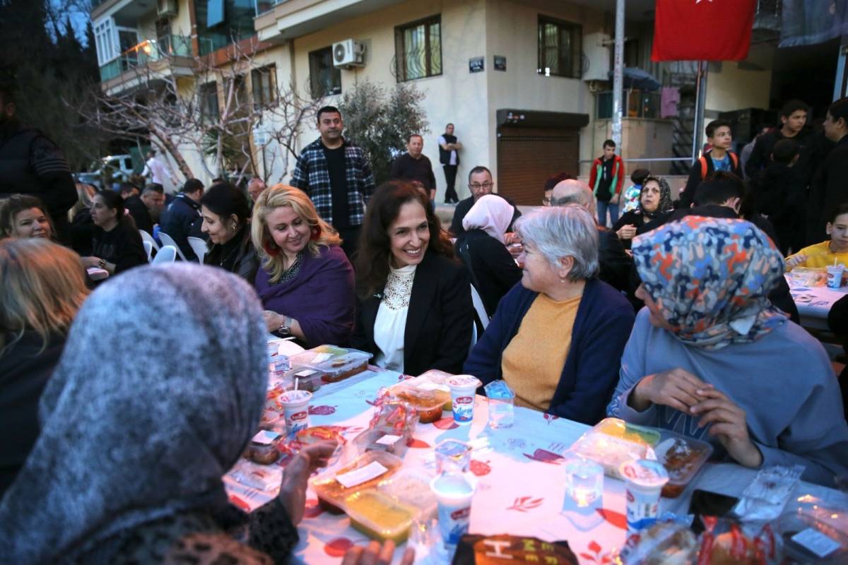 Karşıyaka Belediyesi’nden iftar dayanışması