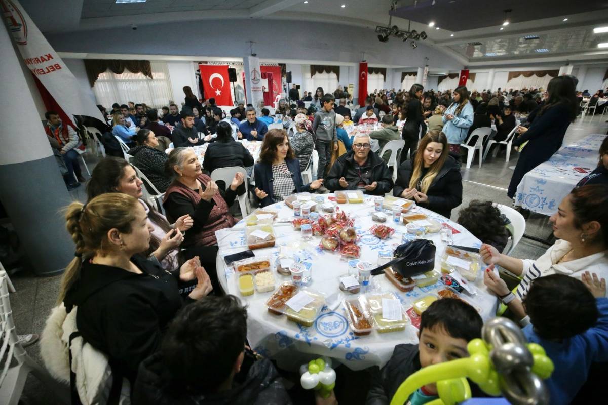 Karşıyaka Belediyesi’nden iftar dayanışması