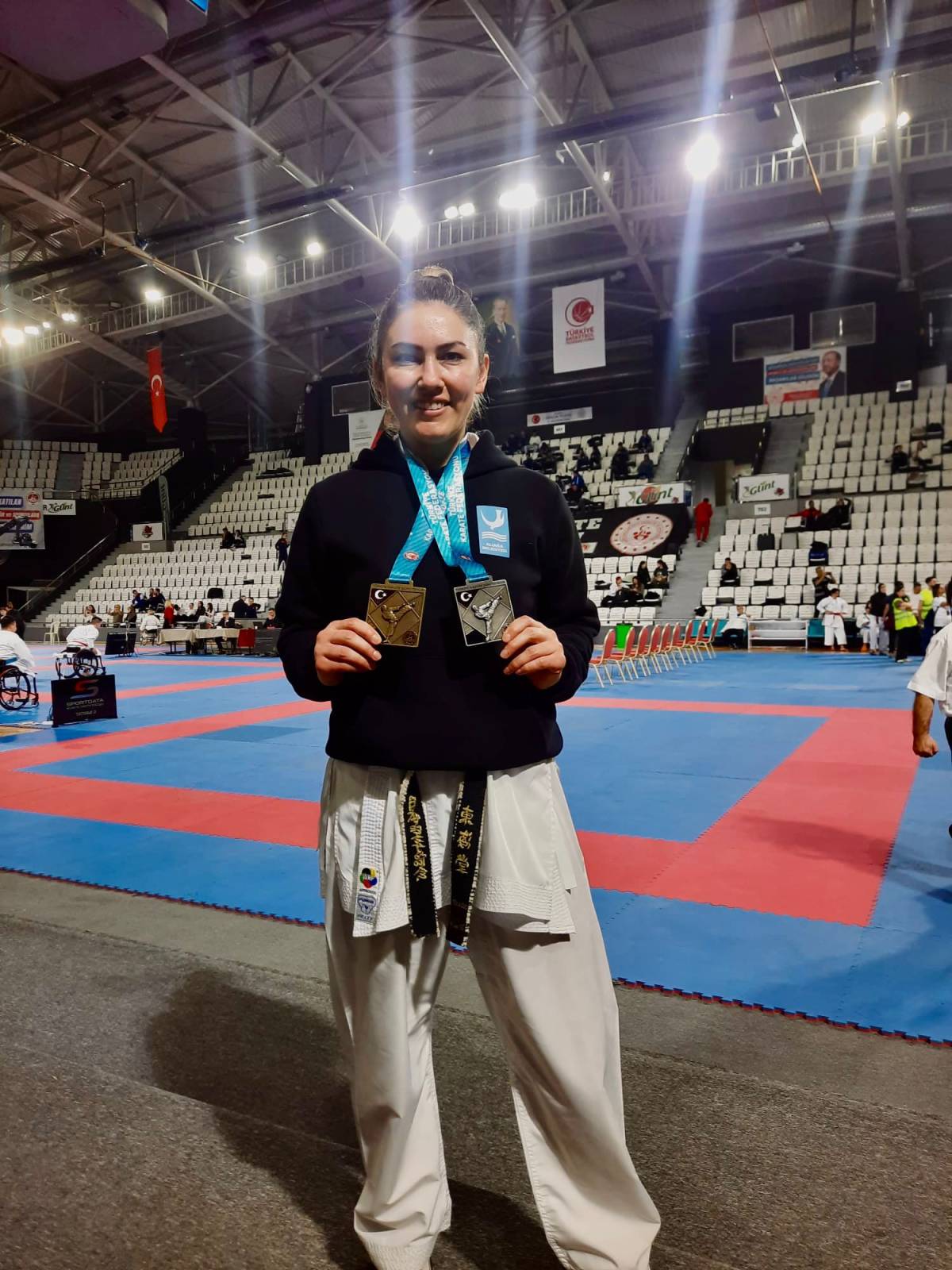 Aliağa'lı Antrenörden Türkiye Şampiyonası’nda Çifte Başarı