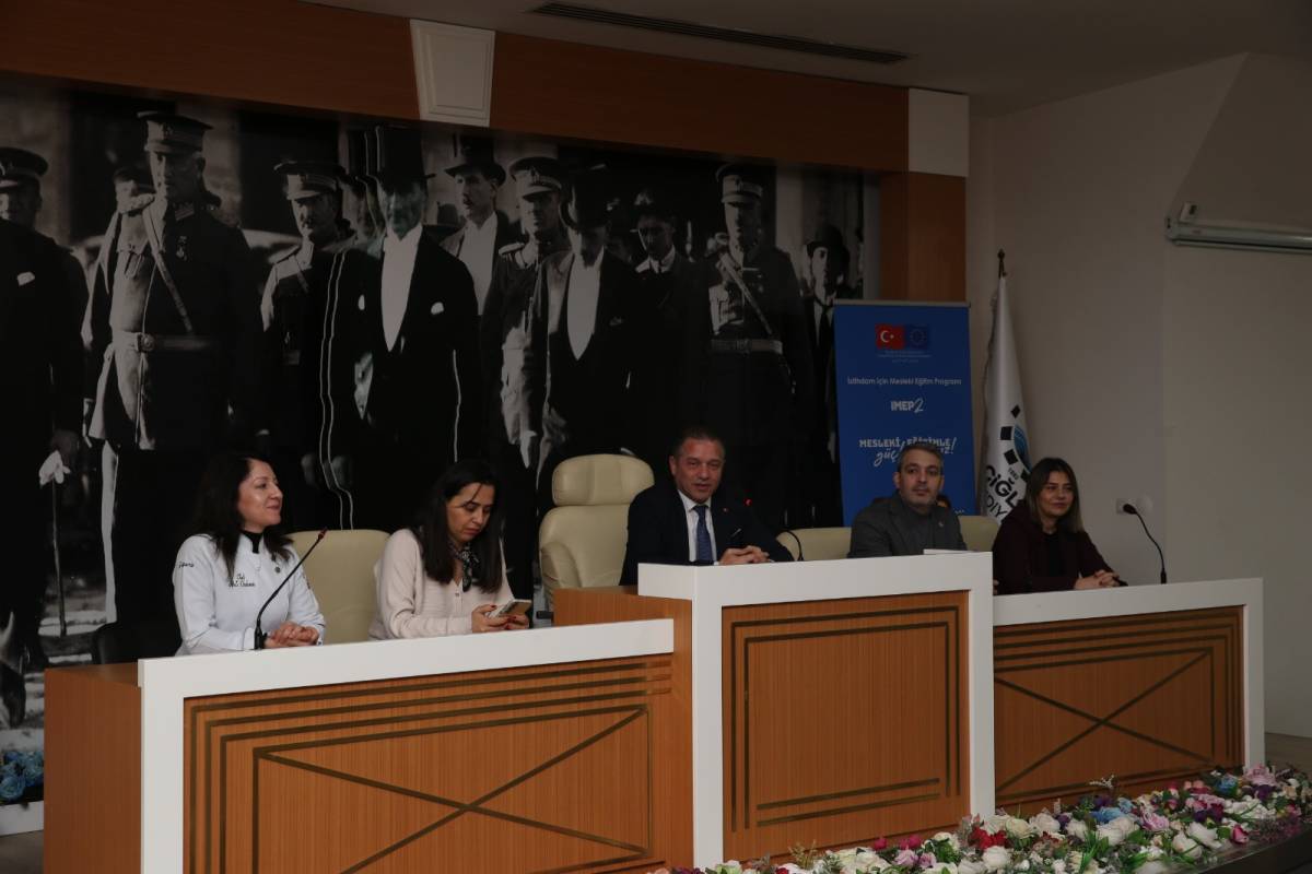 Çiğli’de İstihdam Garantili Kurslara Yoğun İlgi