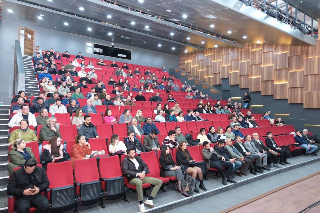 Dikili Belediyesi’nden topyekûn Dijital Dönüşüm Adımı