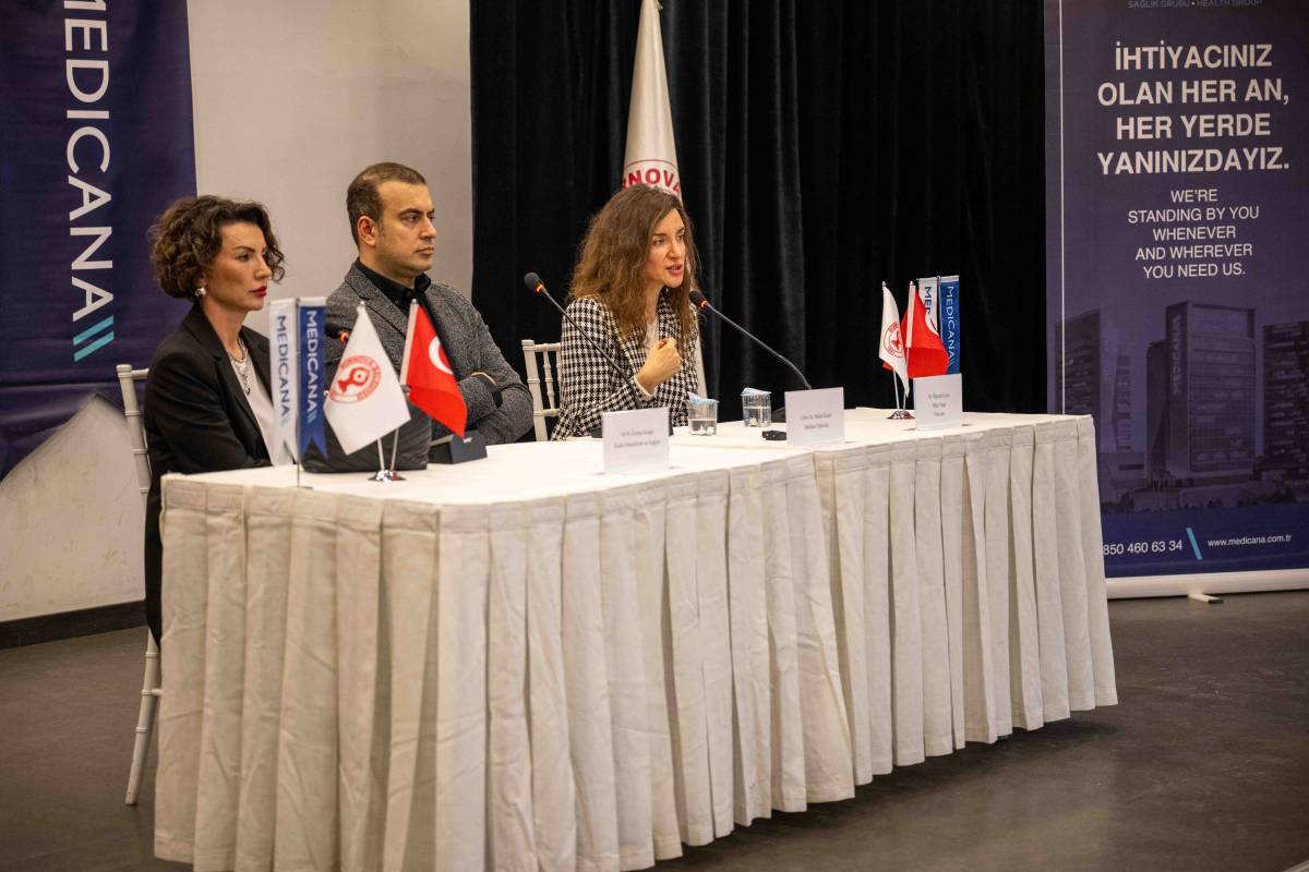 Bornova’da rahim ağzı kanserine karşı farkındalık etkinliği