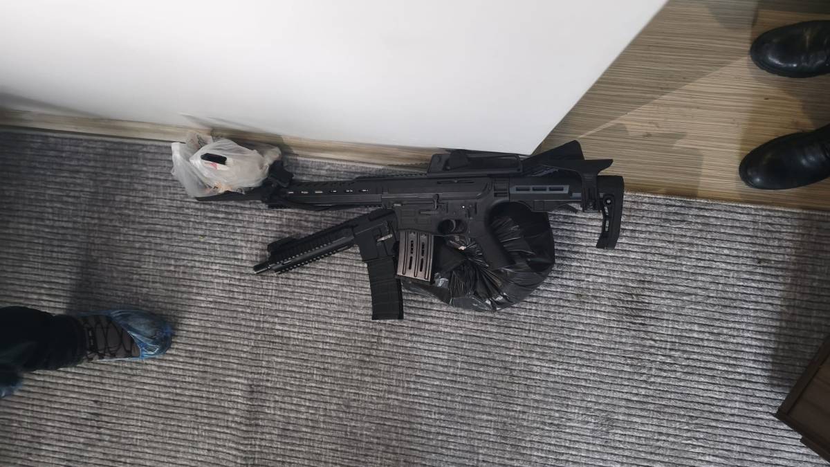 İzmir'de yarım milyona yakın uyuşturucu hap ele geçirildi