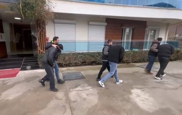 İzmir’de dev yasa dışı bahis operasyonu: 49 tutuklama